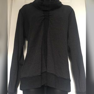 Lululemon In a Cinch reversible sweatshirt